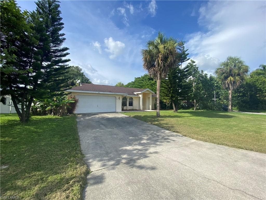 1805 NE 1st TER CAPE CORAL, FL 33909