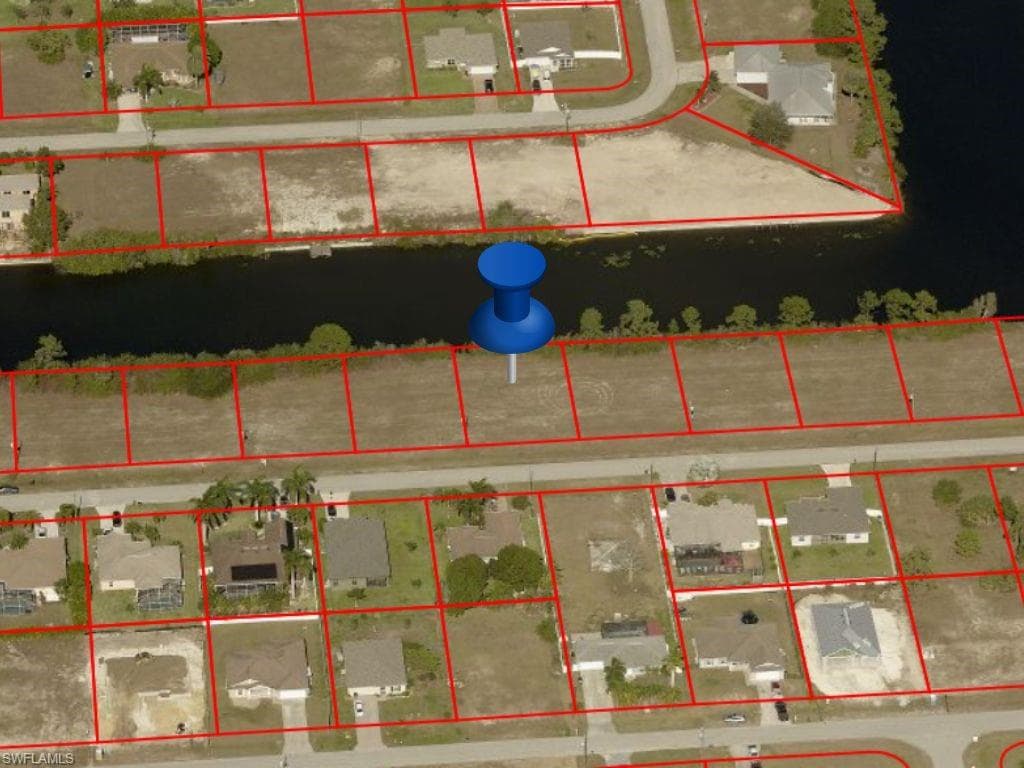 2211 NW 25th ST CAPE CORAL, FL 33993