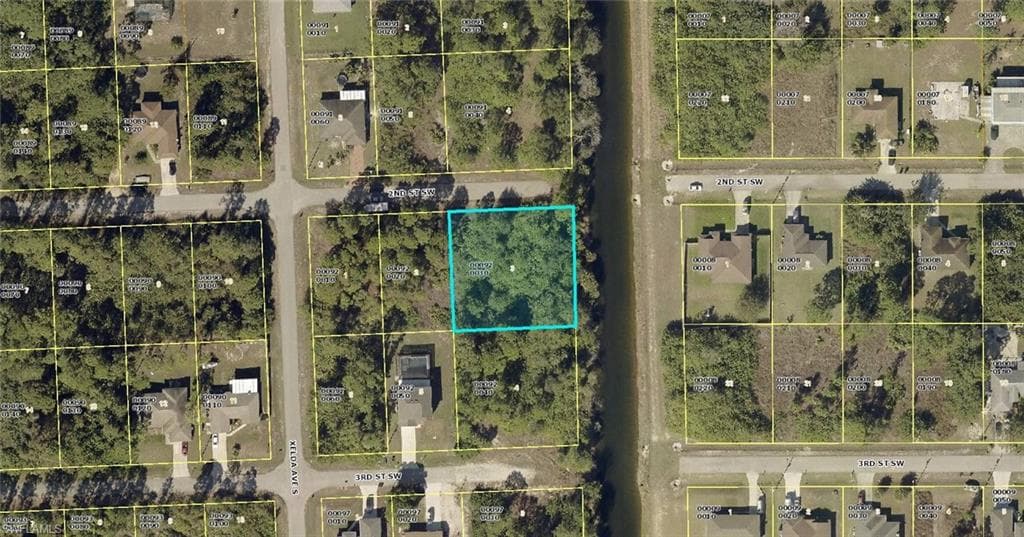 3701 2nd ST SW LEHIGH ACRES, FL 33976