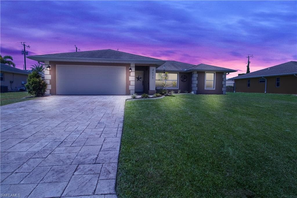 2675 LAKESHORE CIR PORT CHARLOTTE, FL 33952