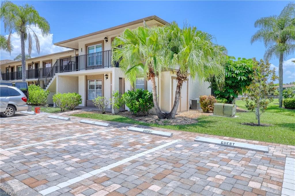 16007 Davis RD 115 FORT MYERS, FL 33908
