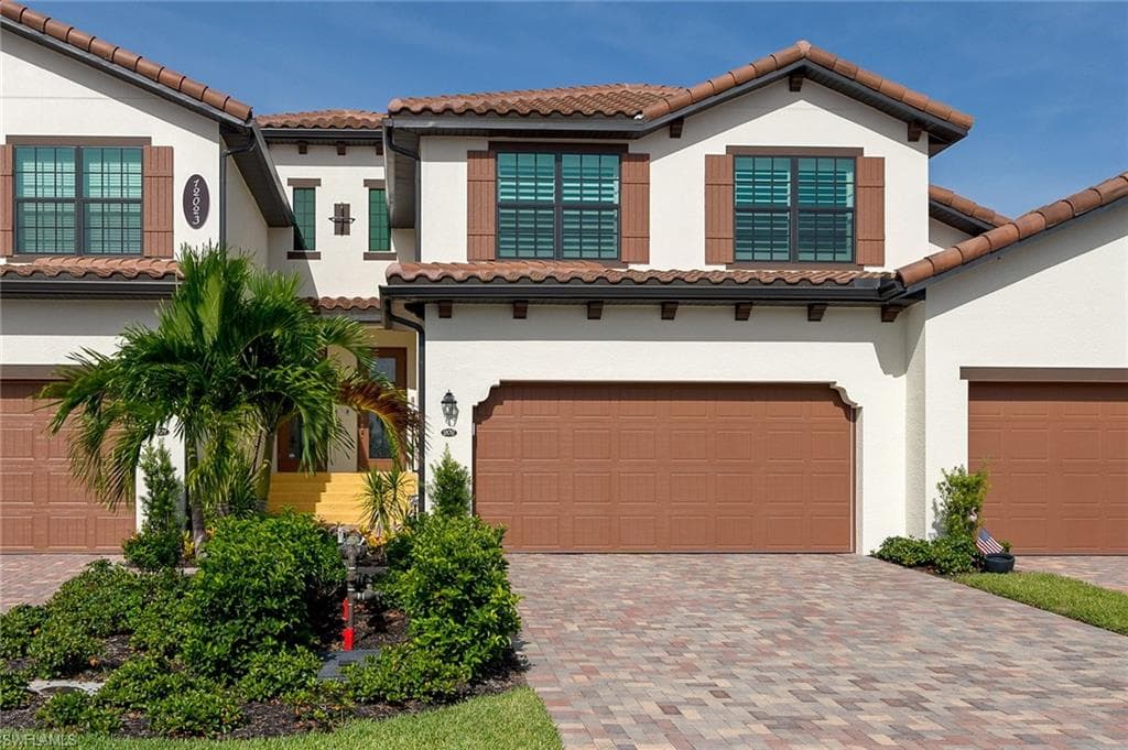 12023 Hawthorn Lake DR 202 FORT MYERS, FL 33913