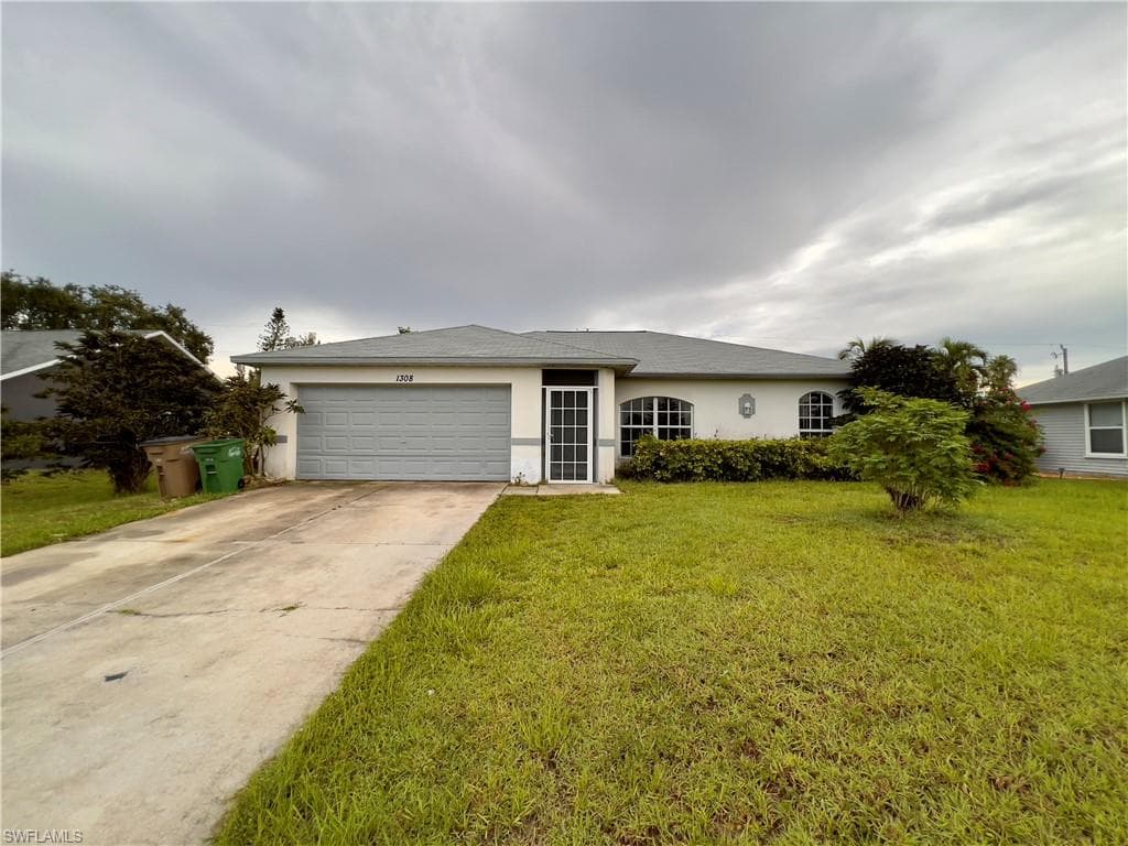 1308 SW 29th TER CAPE CORAL, FL 33914