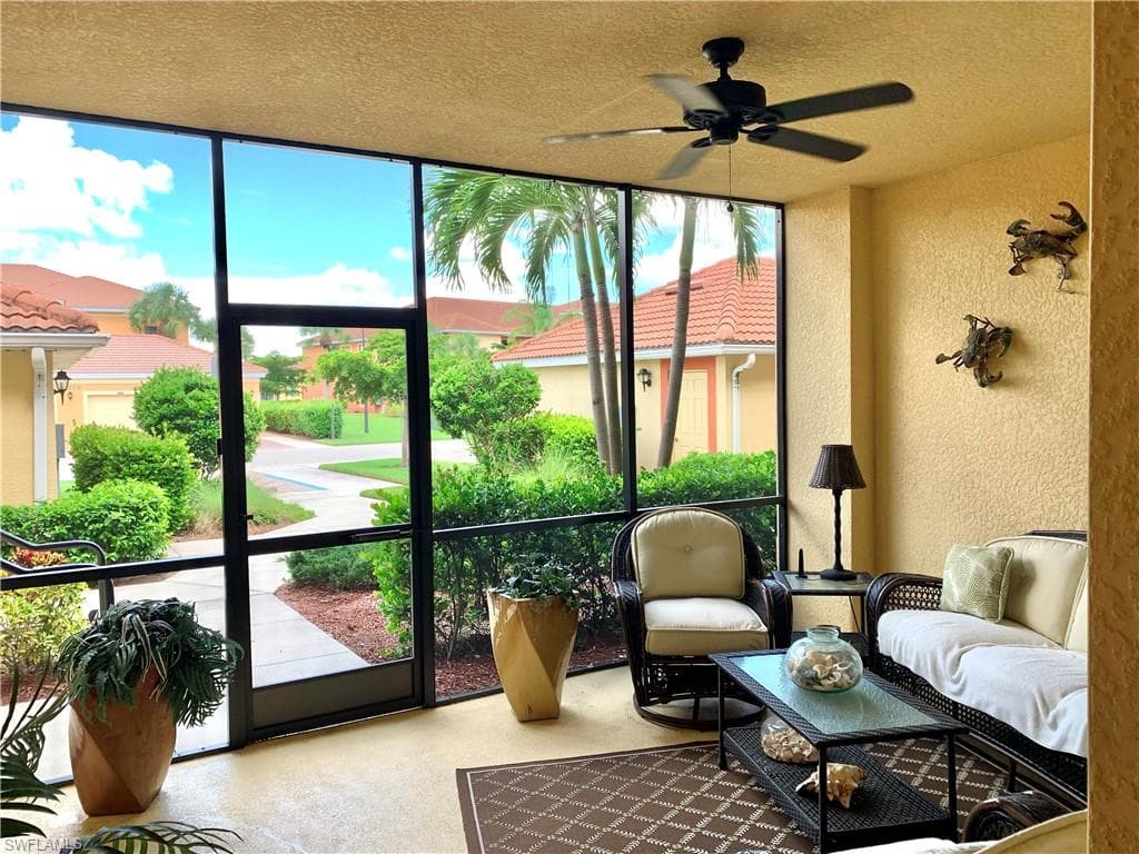 13761 Julias WAY 315 FORT MYERS, FL 33919