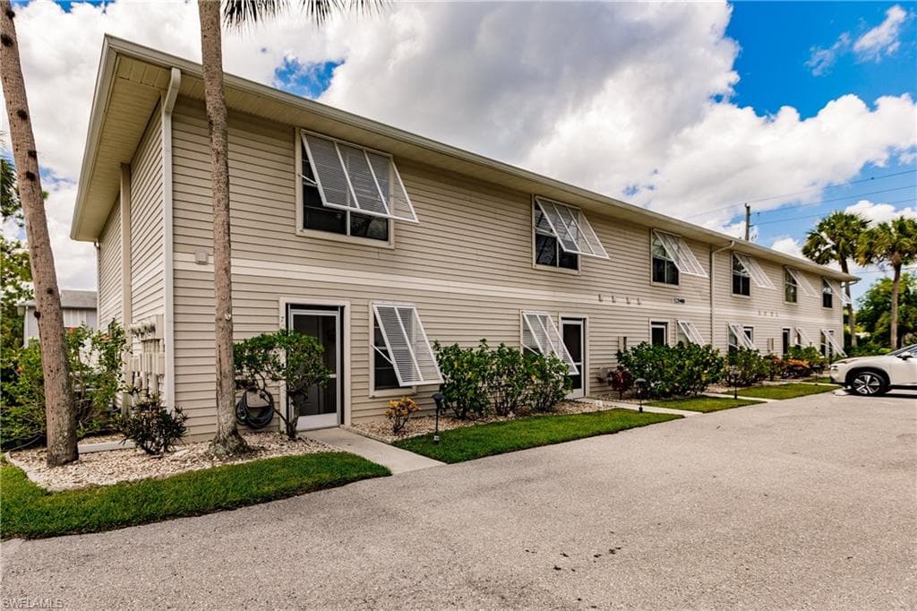 25488 Cockleshell DR 706 BONITA SPRINGS, FL 34135