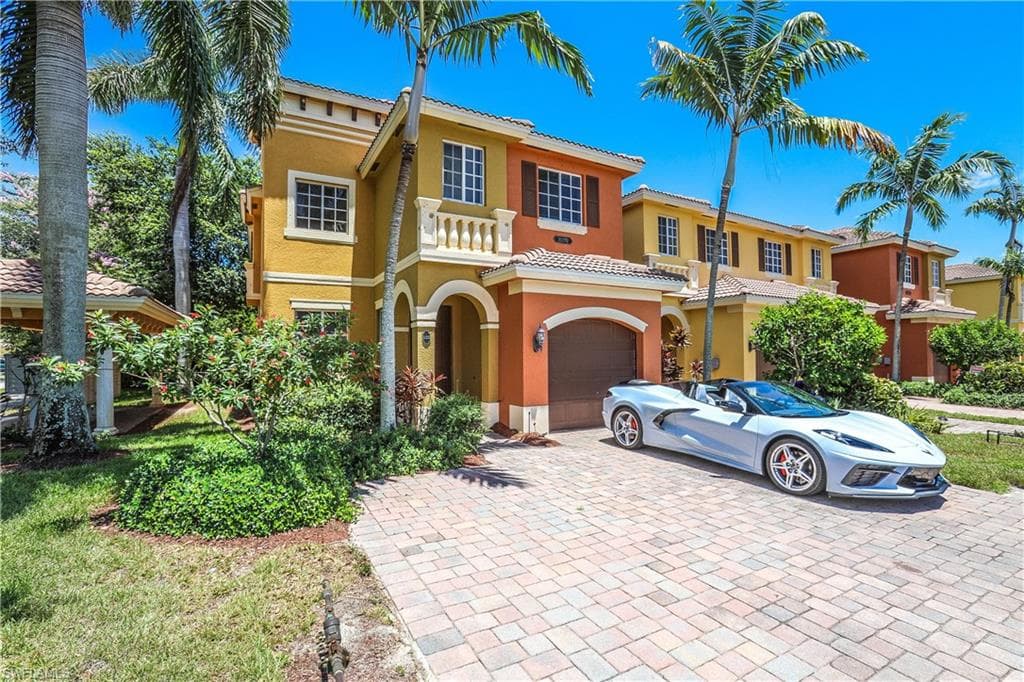 10170 Tin Maple DR 123 ESTERO, FL 33928