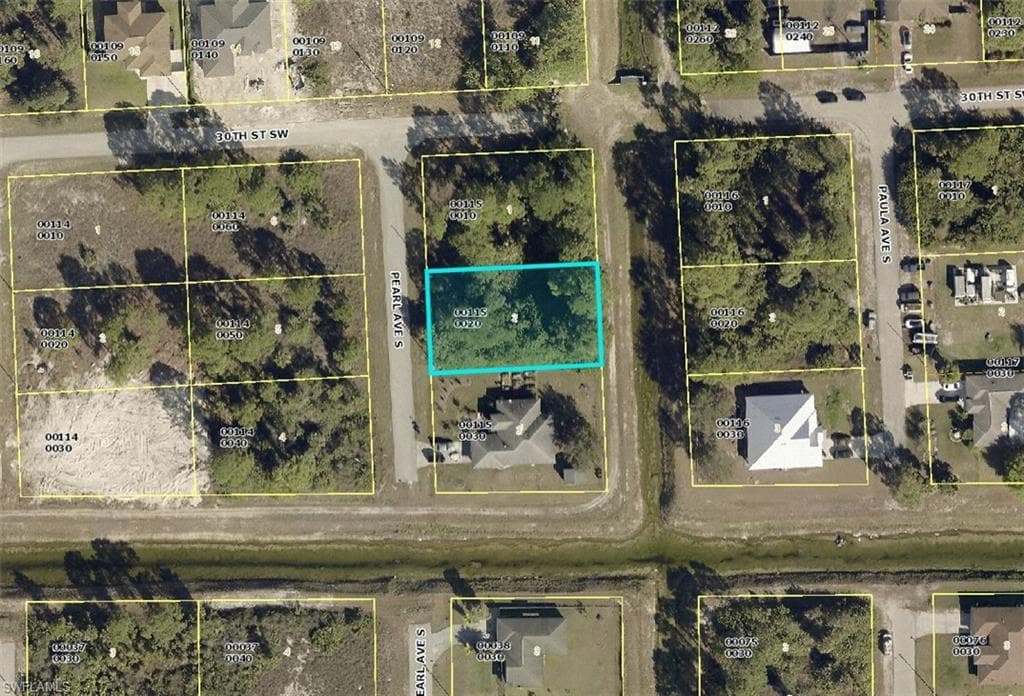 3003 Pearl AVE S LEHIGH ACRES, FL 33976