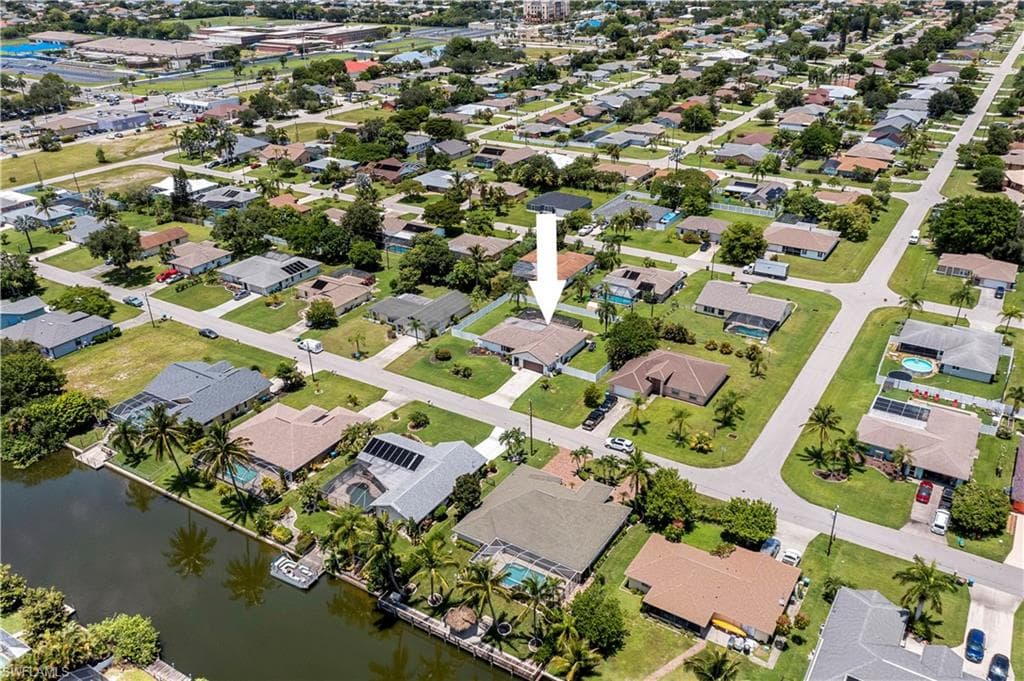 1721 SE 6th LN CAPE CORAL, FL 33990