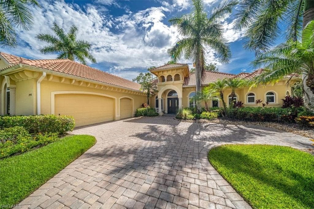 2998 Mona Lisa BLVD NAPLES, FL 34119