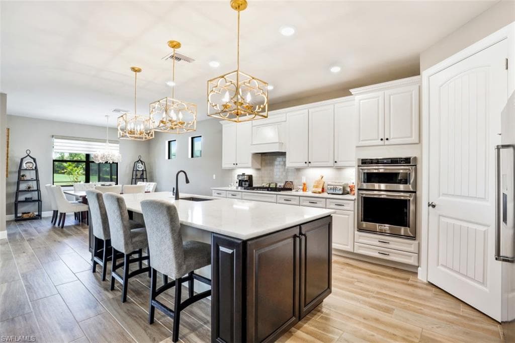 9373 Surfbird CT NAPLES, FL 34120