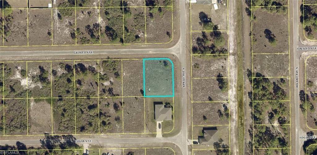 1220 Galileo ST E LEHIGH ACRES, FL 33974