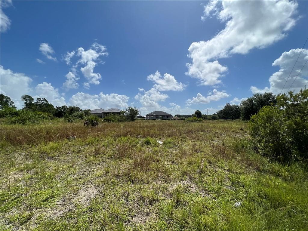 2002 Christopher AVE N LEHIGH ACRES, FL 33971