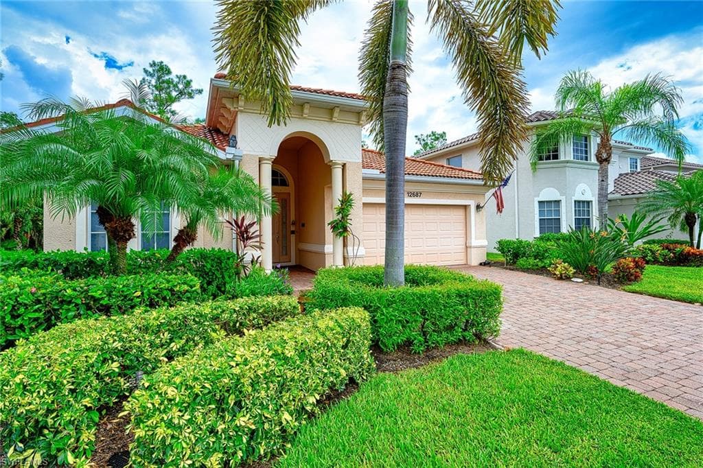 12687 Biscayne CT NAPLES, FL 34105