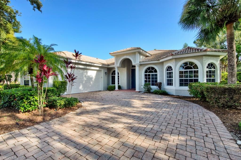 3906 Recreation LN NAPLES, FL 34116