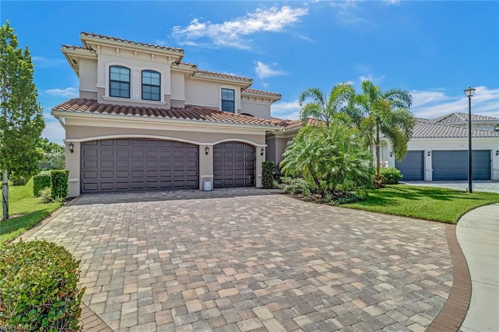 4663 Azalea DR NAPLES, FL 34119