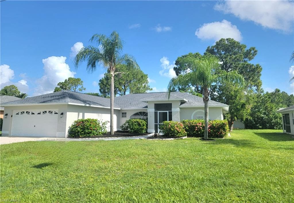2516 7th ST W LEHIGH ACRES, FL 33971