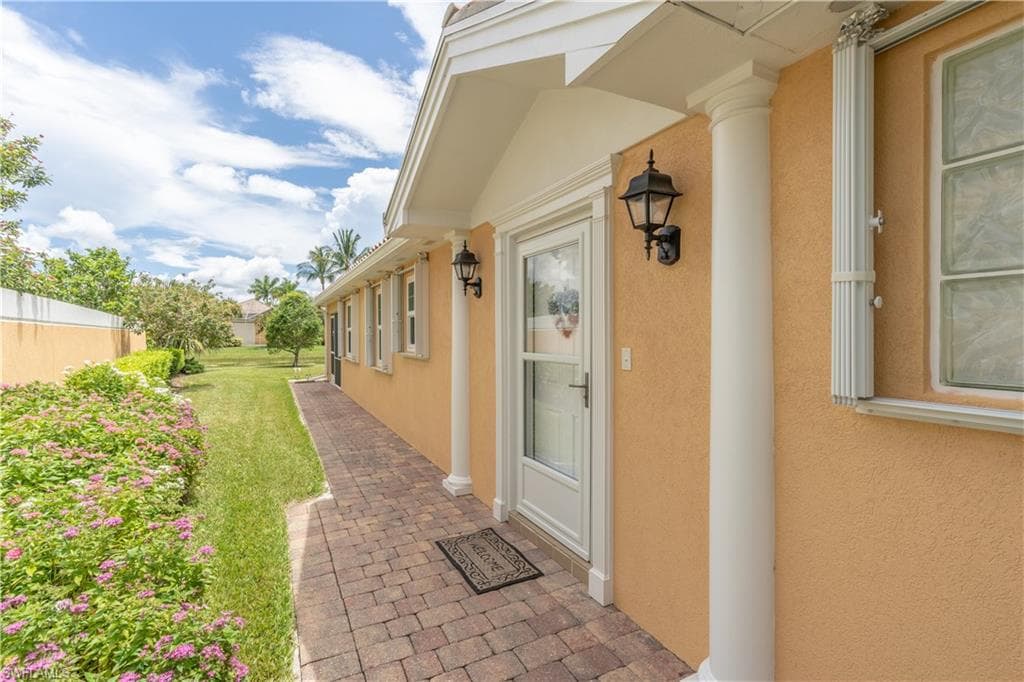7442 Emilia LN NAPLES, FL 34114