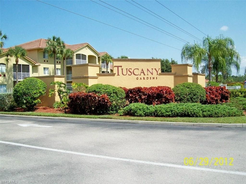 6330 Aragon WAY 108 FORT MYERS, FL 33966