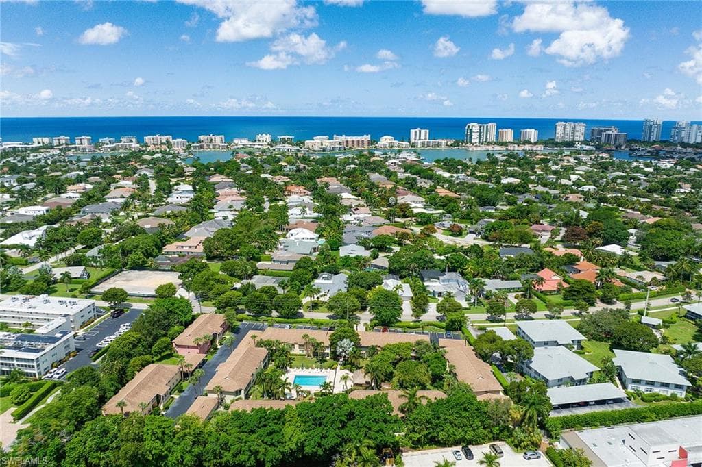 3200 Binnacle DR B3 NAPLES, FL 34103