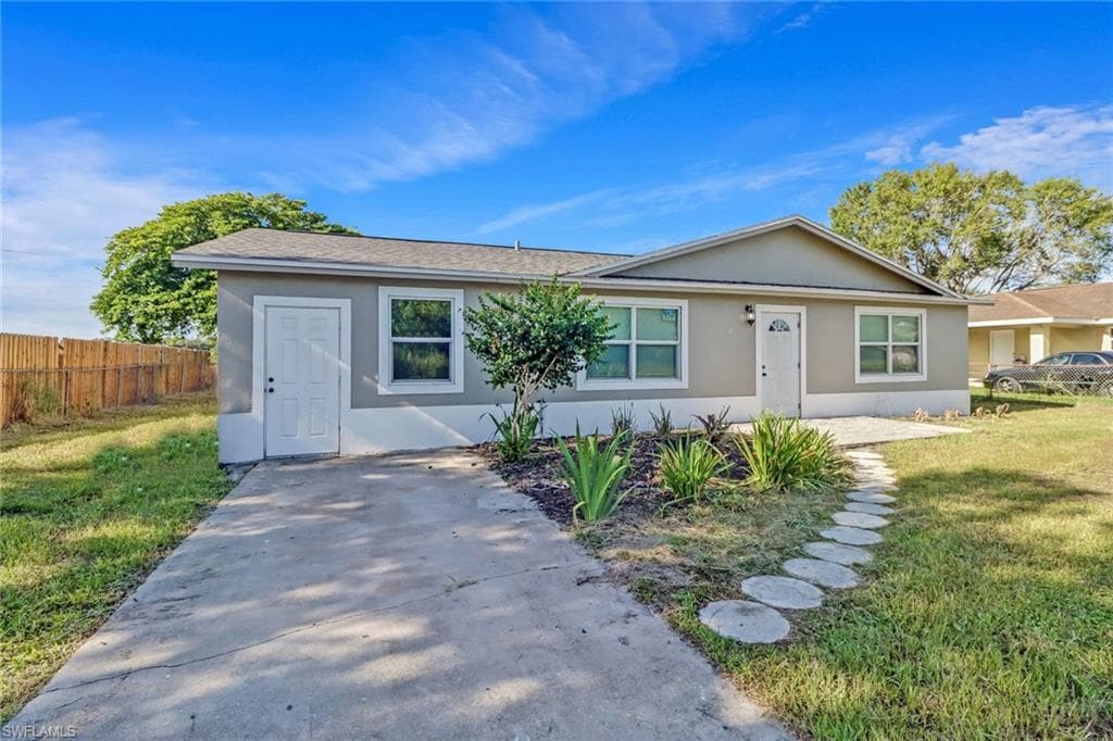 875 Edison AVE LABELLE, FL 33935