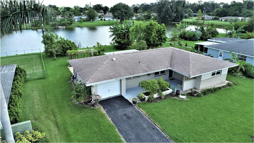 803 Monet ST LEHIGH ACRES, FL 33936