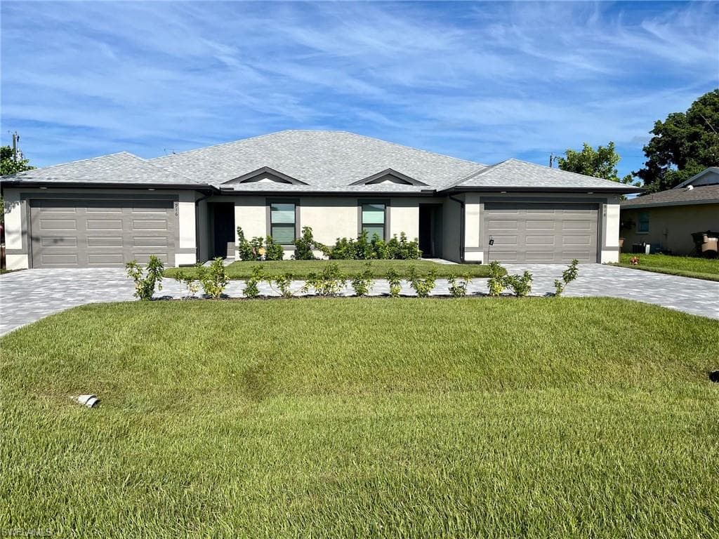 916 Andalusia BLVD CAPE CORAL, FL 33909