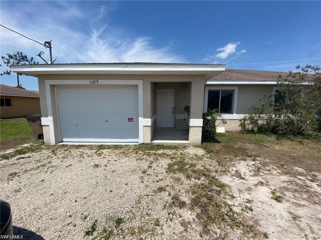1029 Jaguar BLVD LEHIGH ACRES, FL 33974