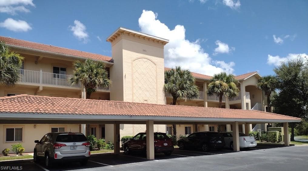 7831 Regal Heron CIR 304 NAPLES, FL 34104