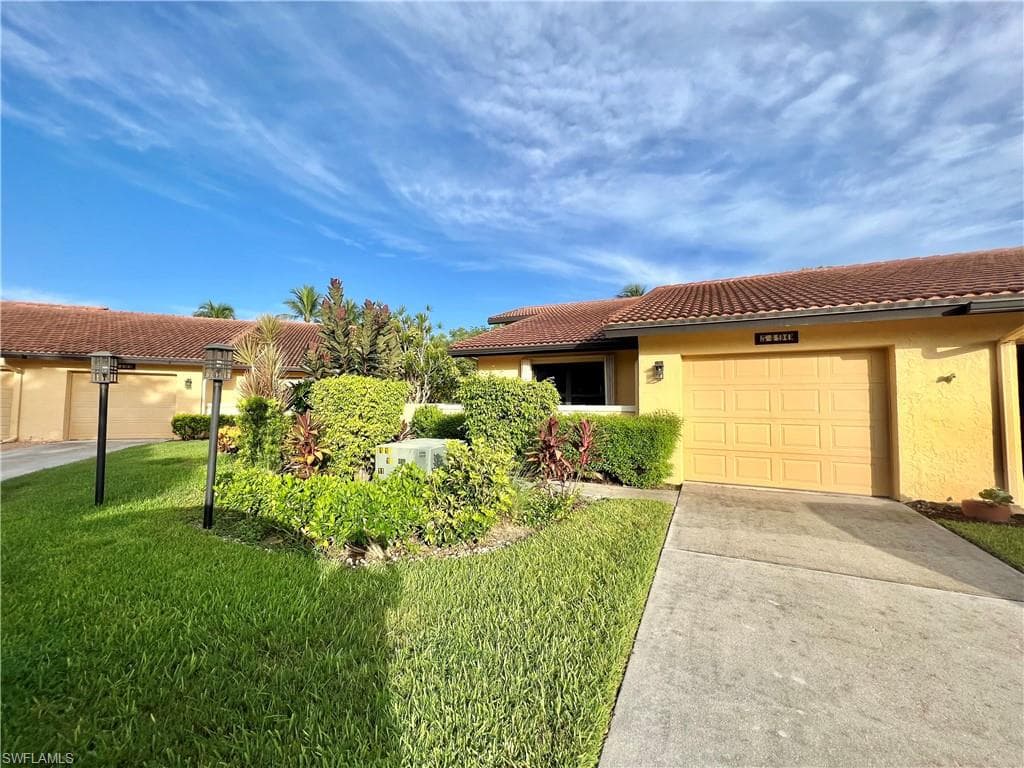5490 Governors DR 105 FORT MYERS, FL 33907
