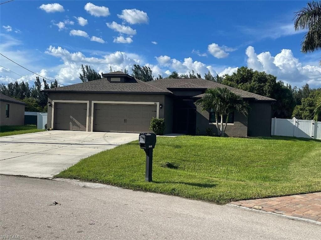 1801 SW 10th TER CAPE CORAL, FL 33991