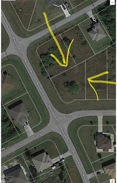 301-303 Grant BLVD LEHIGH ACRES, FL 33974
