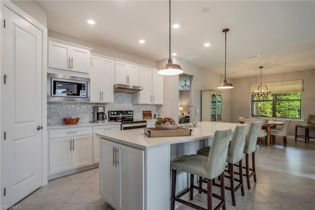 11326 Tiverton TRCE FORT MYERS, FL 33913