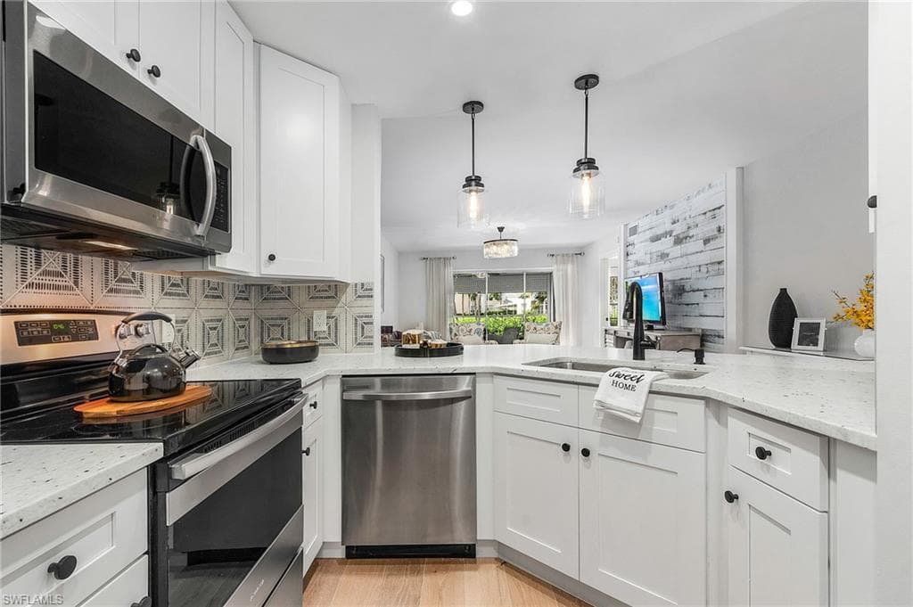 774 Wiggins Lake DR 102 NAPLES, FL 34110