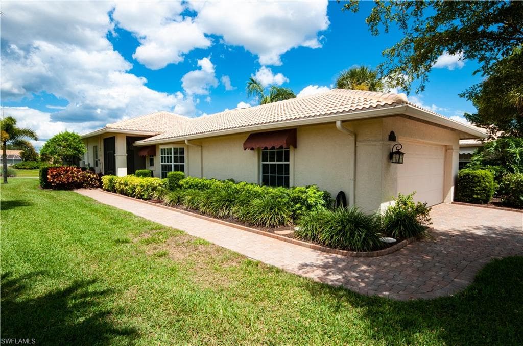 13331 Southampton DR BONITA SPRINGS, FL 34135