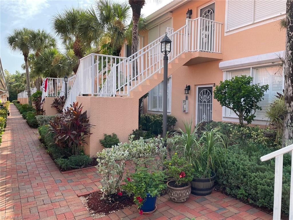 6560 Beach Resort DR 2803 NAPLES, FL 34114