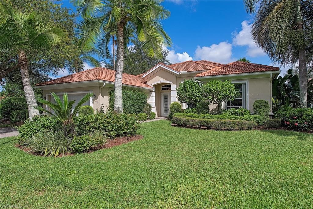 1095 Augusta Falls WAY NAPLES, FL 34119