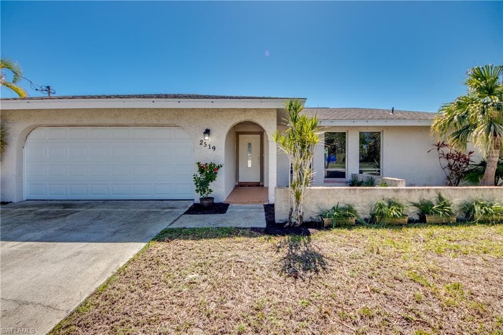2519 SE 20th AVE CAPE CORAL, FL 33904