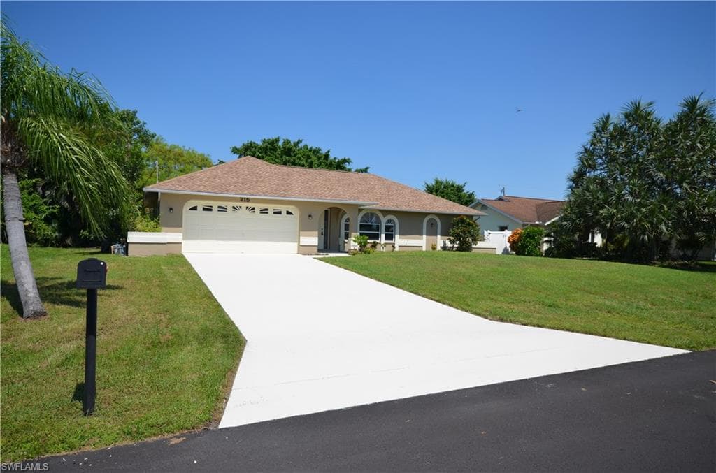 215 SE 25th TER CAPE CORAL, FL 33904