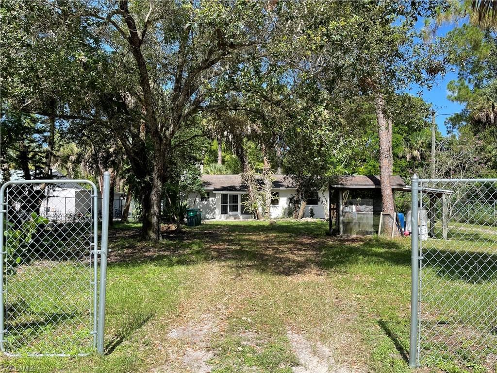 1871 Della DR NAPLES, FL 34117