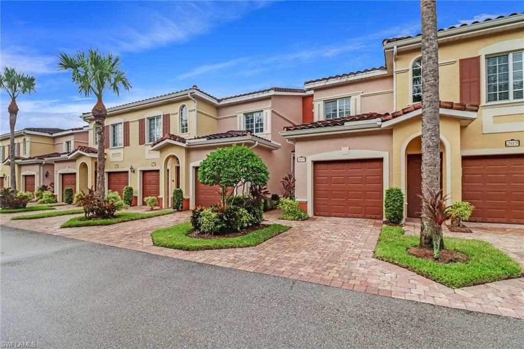 10017 Villagio Gardens LN 107 ESTERO, FL 33928