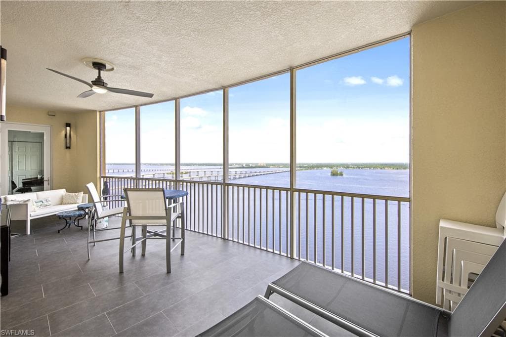 2743 1st ST 2302 FORT MYERS, FL 33916