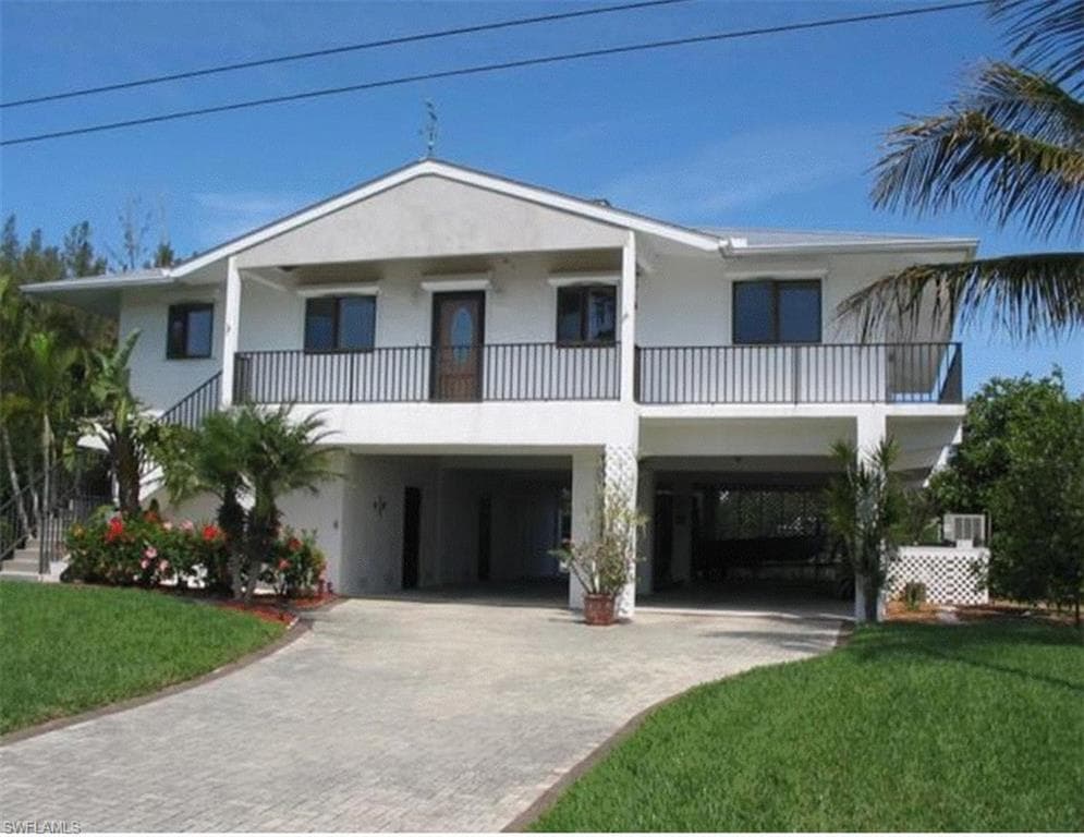 5208 Ann Arbor DR BOKEELIA, FL 33922