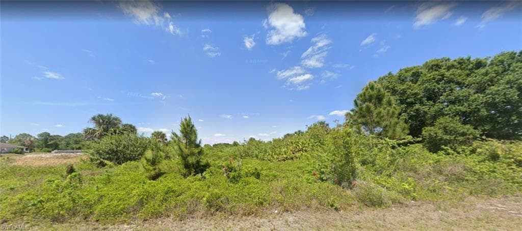 2508 52nd ST W LEHIGH ACRES, FL 33971