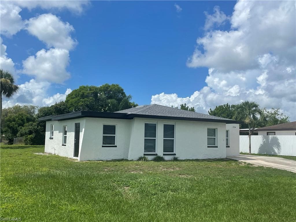 1714 Margate BLVD LEHIGH ACRES, FL 33936