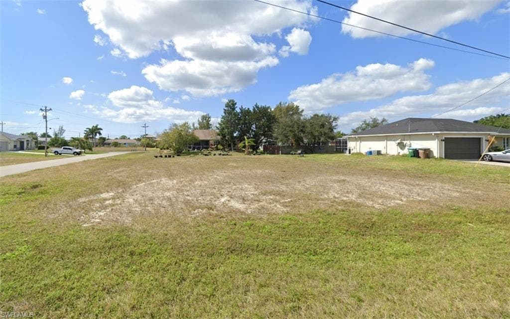 3808 SW 19th AVE CAPE CORAL, FL 33914