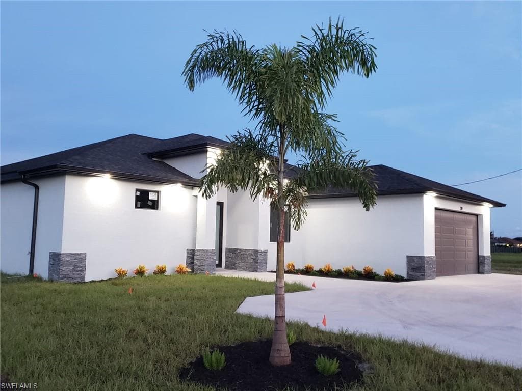 319 Nelson RD N CAPE CORAL, FL 33993
