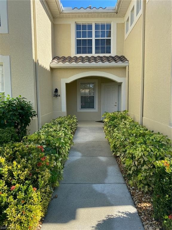 9291 Spring Run BLVD 2704 ESTERO, FL 34135