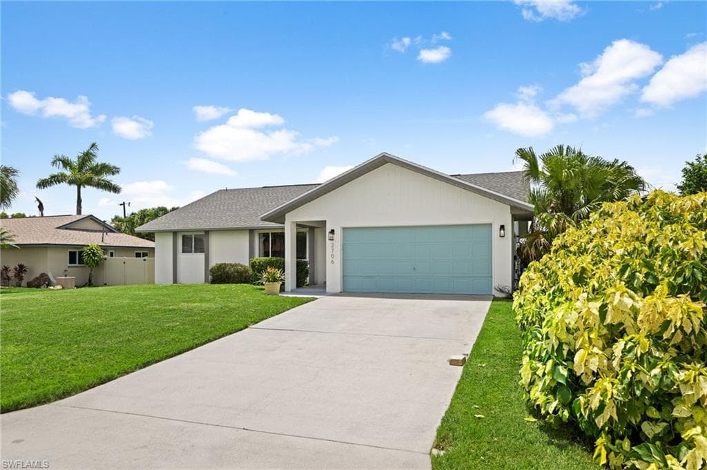 2706 SE 8th PL CAPE CORAL, FL 33904