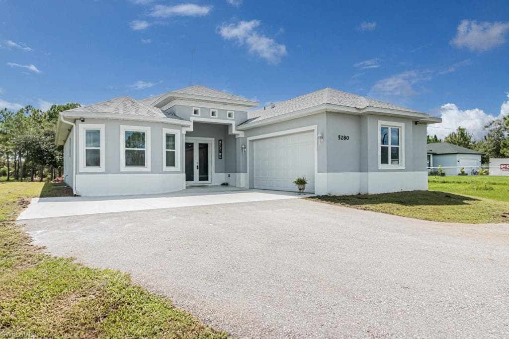 5280 42nd ST NE NAPLES, FL 34120