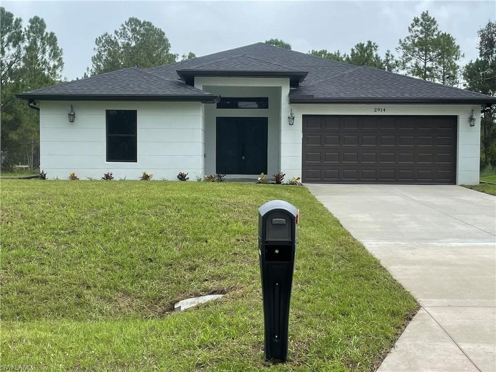 2914 49th ST W LEHIGH ACRES, FL 33971
